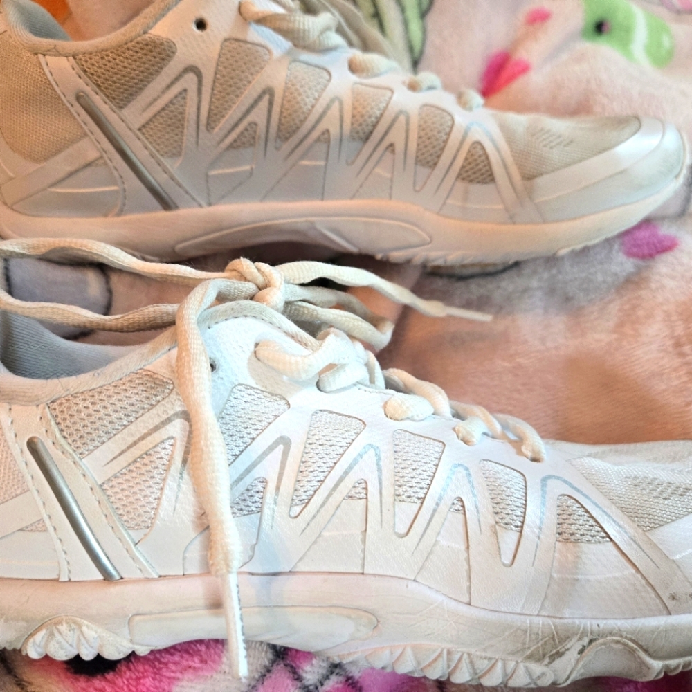 Girls Varsity Competition Cheer Sneakers